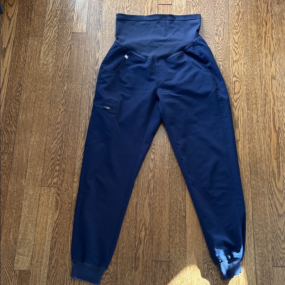 Navy XS Figs MATERNITY jogger style scrubs